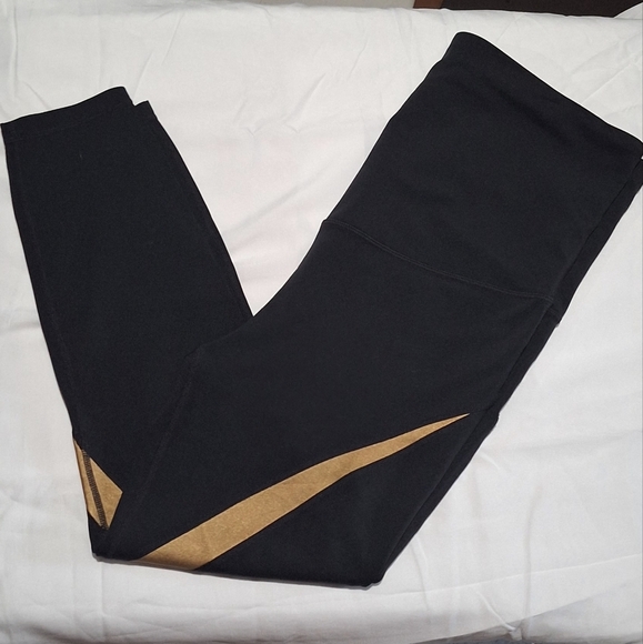 Gap fit Maternity leggings - Picture 2 of 6